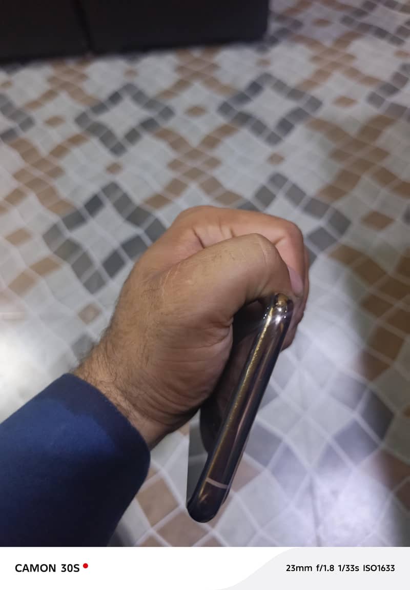 Apple iPhone 11 Pro 5