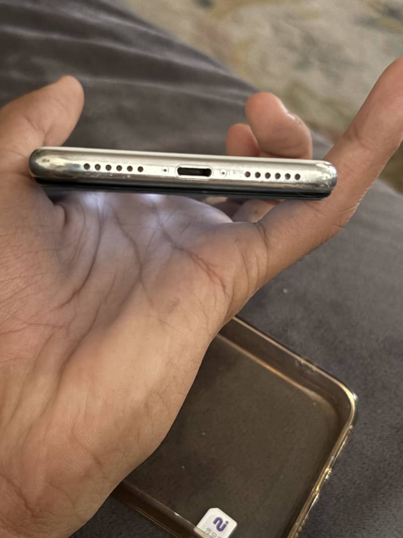 Apple iPhone X 1
