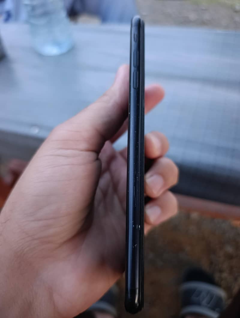 Apple iPhone 7 Plus 2