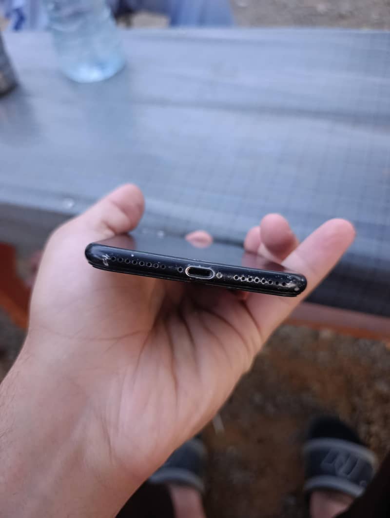Apple iPhone 7 Plus 7
