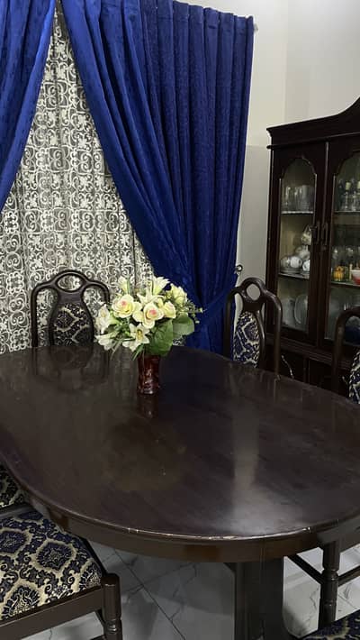 Dining table set of 6