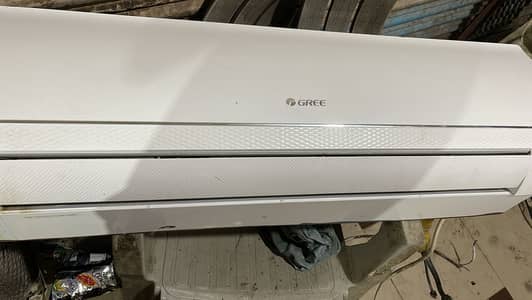 2 ton ac sale 65000 2 year old no repair  contact 0306/2528/183