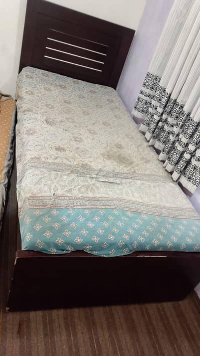 Singal Bed , Iron Stand , dressing , mattress
