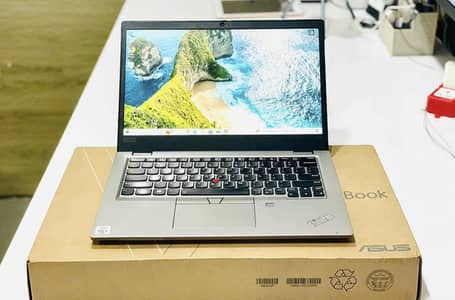 Lenovo Core i5 7th Generation (Ram 8GB + SSD 128GB) 14 Display Sliver