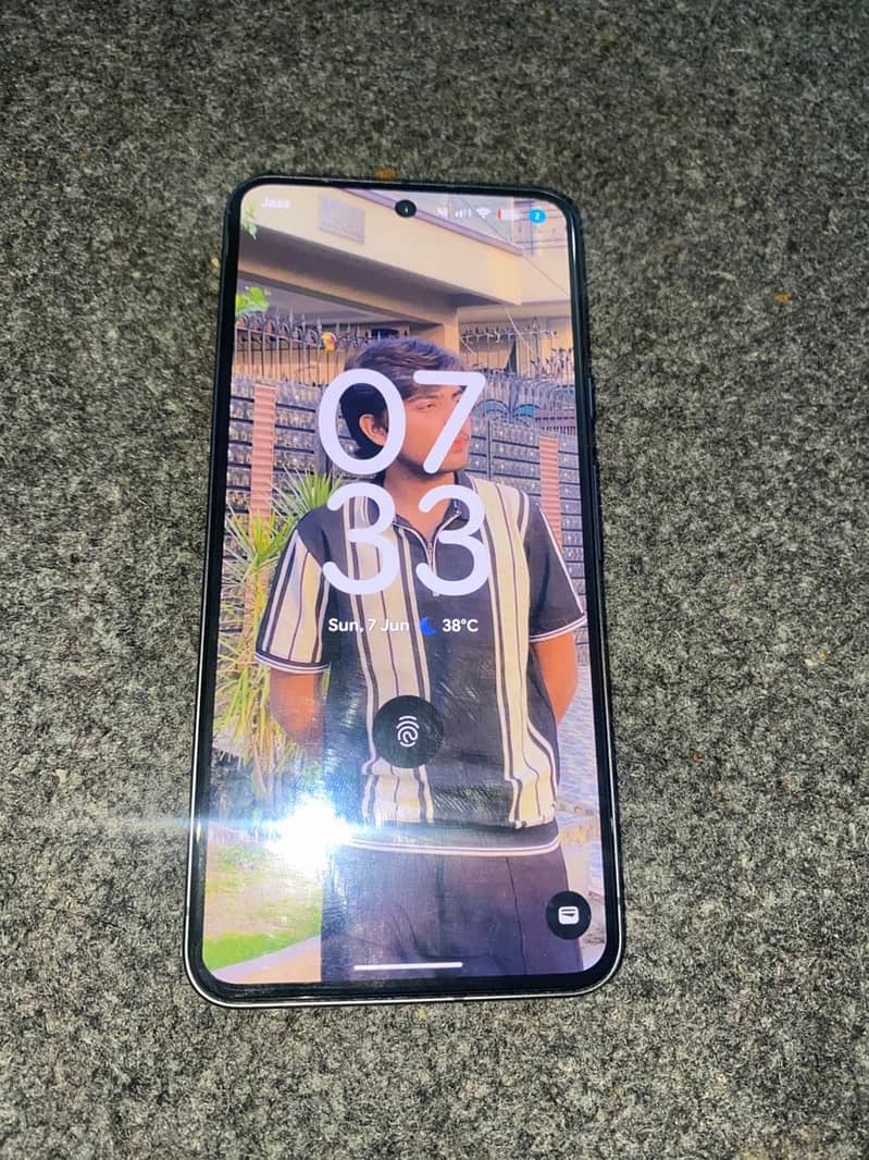 Google Pixel 8 2