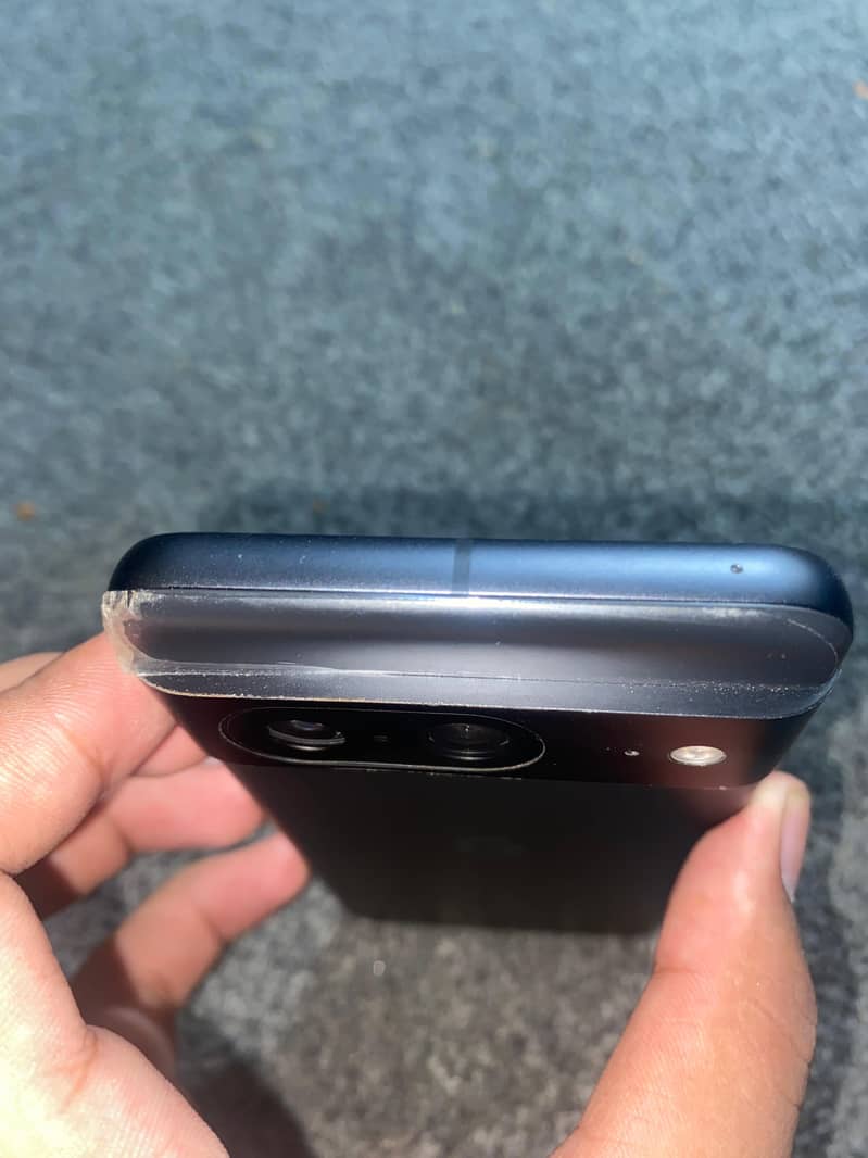 Google Pixel 8 5