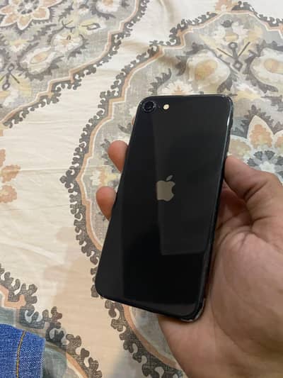 Apple iPhone SE