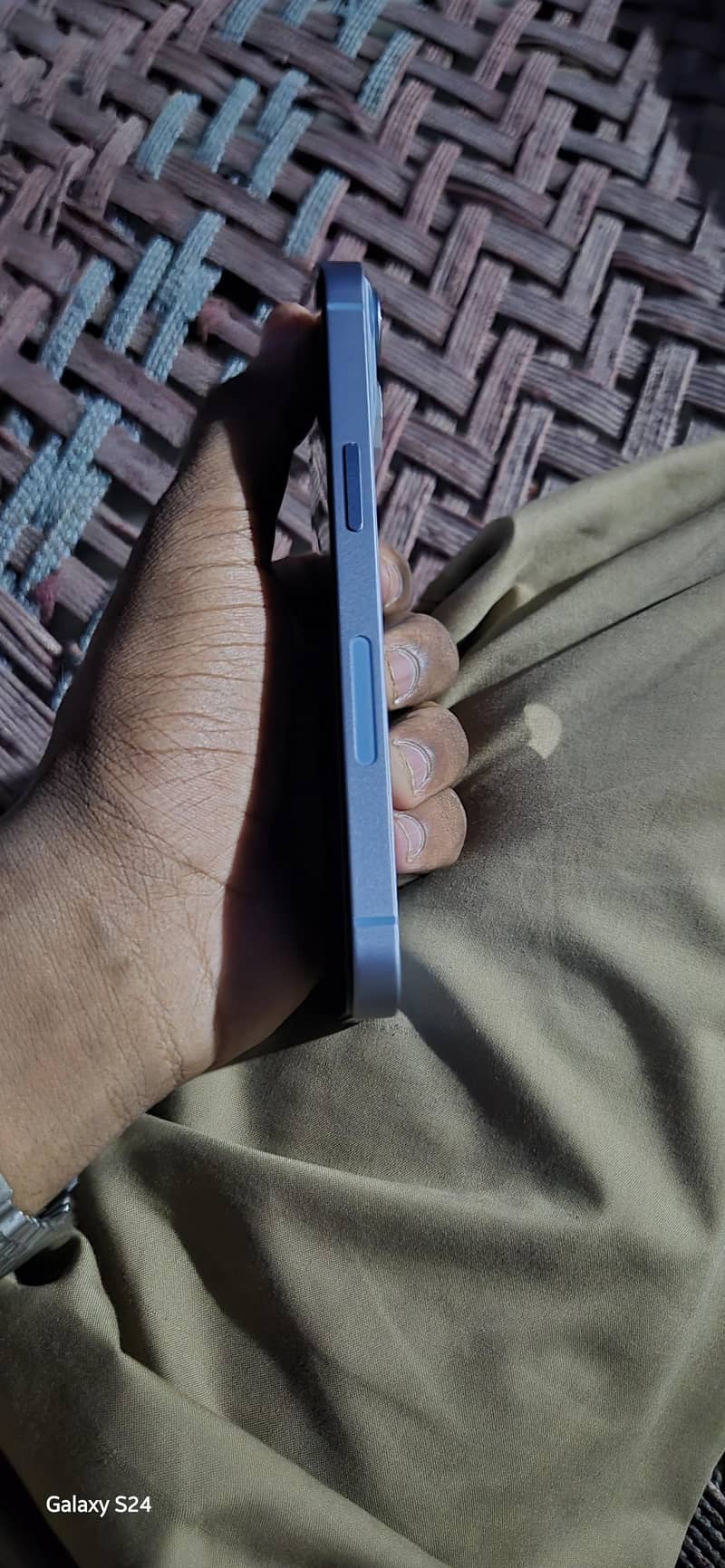 Apple iPhone 14 1