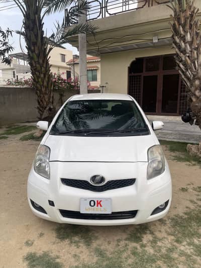 TOYOTA VITZ 1000CC AUTOMATIC 2009 MODEL 2013 REGISTERED LAHORE