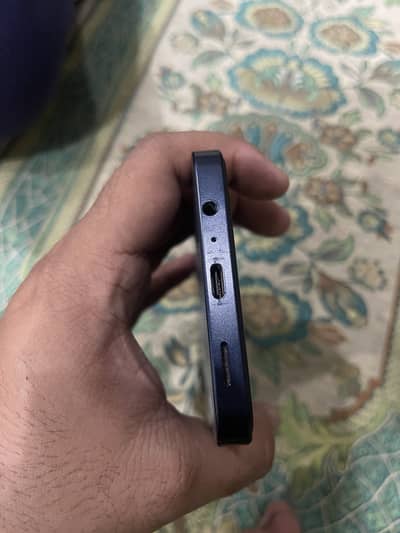 Samsung Mobile A06