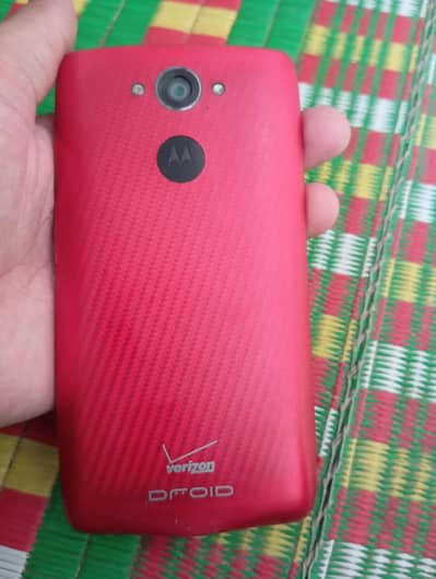Motorola Droid Turbo
