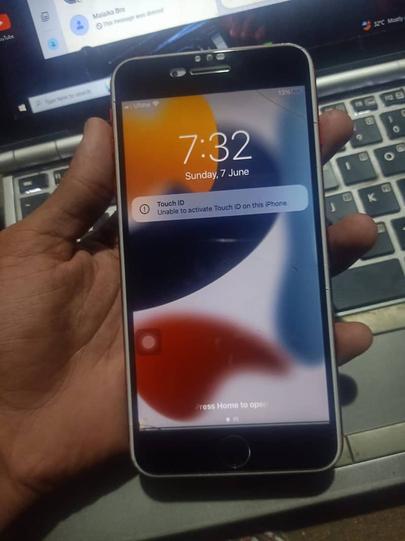 Apple iPhone 7 Plus 6