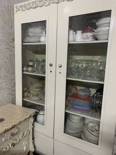 Crockery cabinet for sale