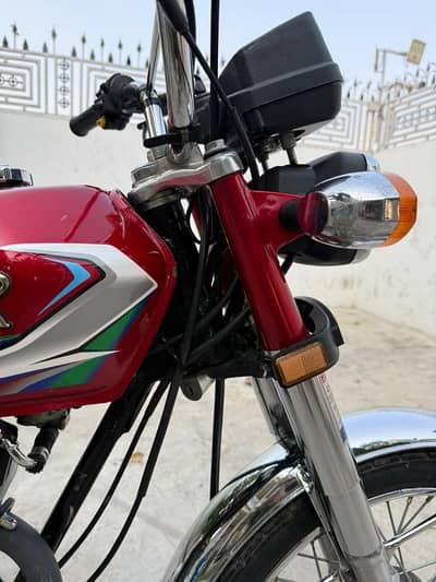 Honda CG 125cc for sale WhatsApp 0327/81/29/7/64