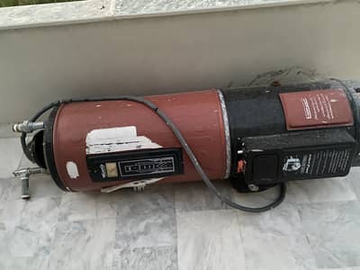 1 month used geyser both electric and Gas Standard Internantional co
