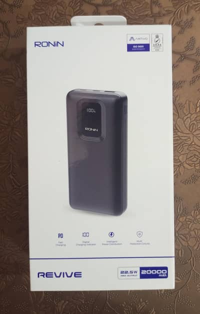 Ronin 20,000 mah Power Bank Revive R-4025
