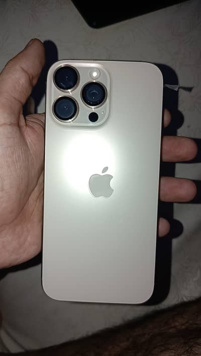 Apple iPhone 16 Pro Max JV