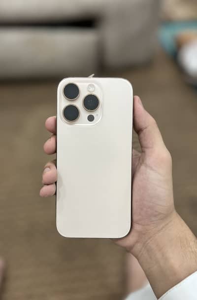 Apple iPhone 16 Pro JV