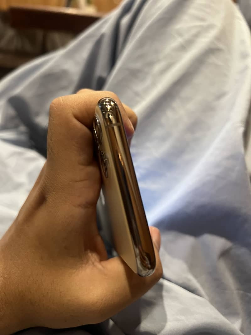 Iphone 11 pro 1