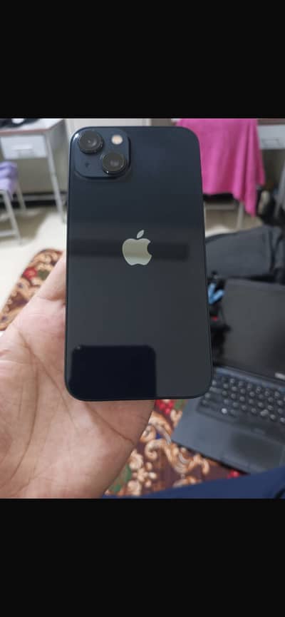 Apple iPhone 13