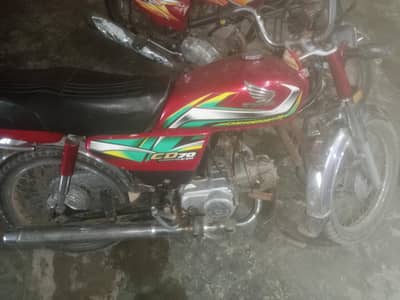 Honda CD 70 clear documents perfect condition