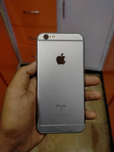 Apple iPhone 6S