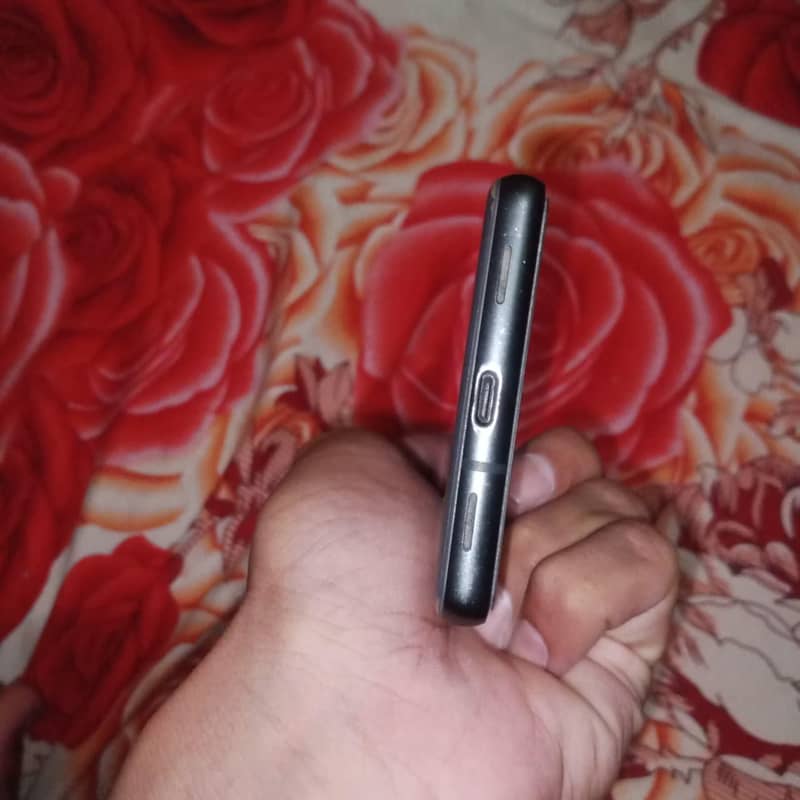 Google Pixel 7a 4