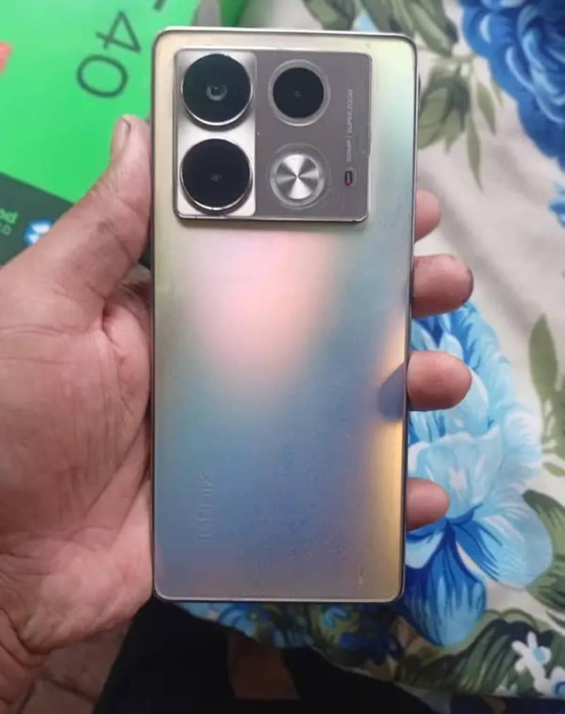 Infinix Note 40 5