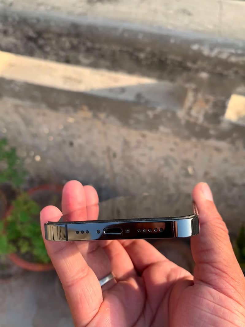 Apple iPhone 13 Pro 5