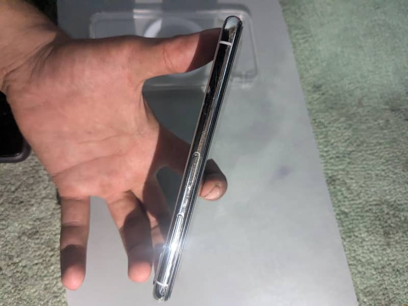 Apple iPhone X 1