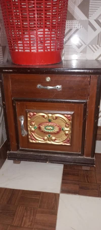 Bed Set with ddressing table