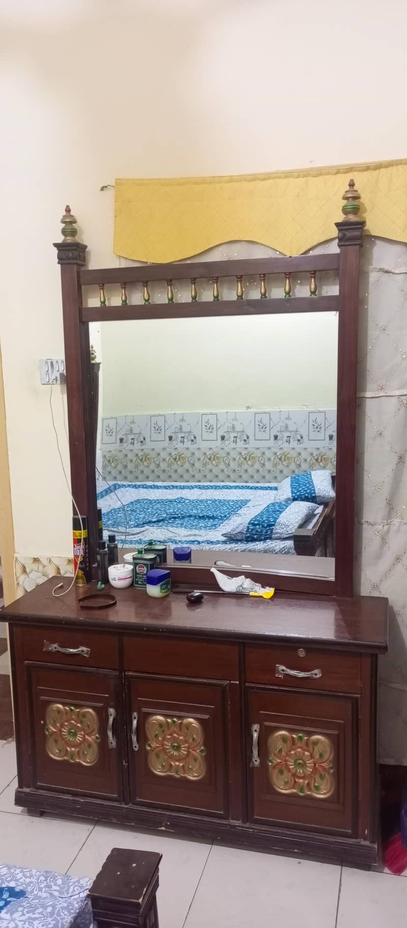 Bed Set with ddressing table 3