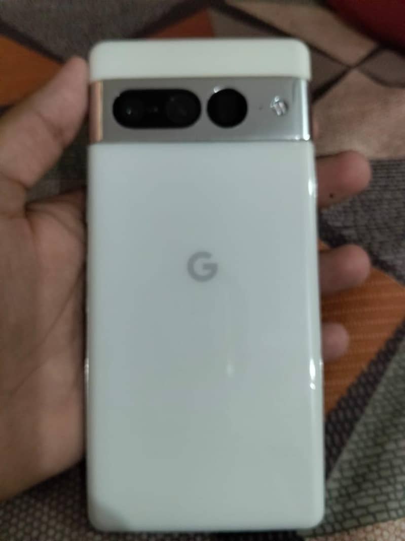 Google Pixel 7 Pro 2