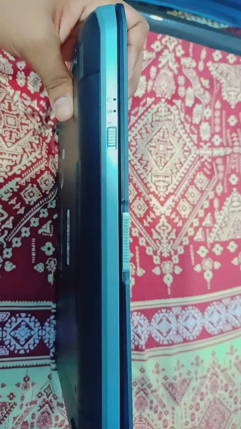 Dell Laptop 9
