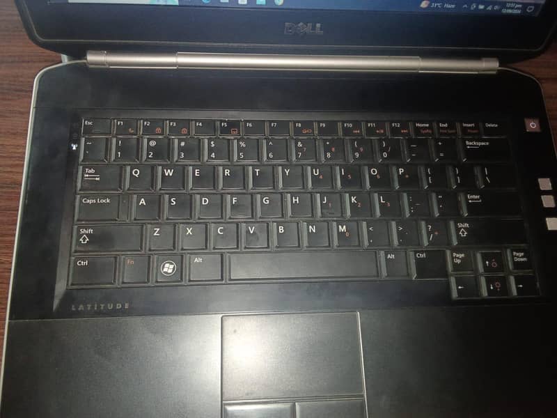 Dell Laptop 12