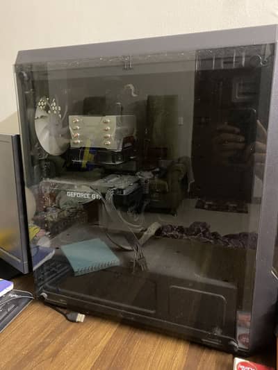 Selling gaming pc in 9 on 10 conditon