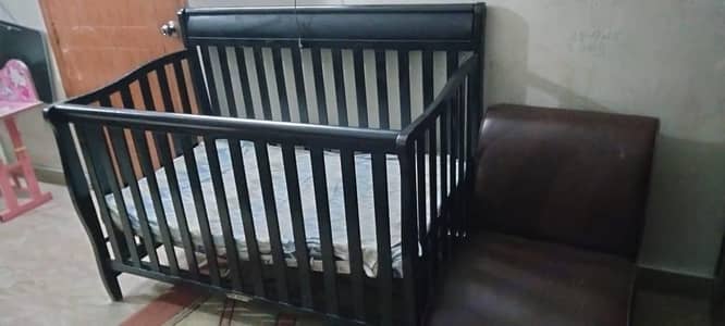 baby cot