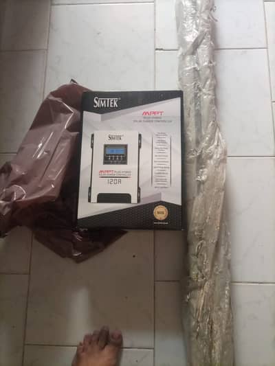 Simtek Hybrid MPPT 120A - Urgent Sale