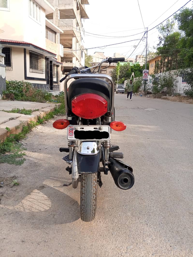 Unique 125 2016 - powerful engine | Excellent condition| Ready to ride 5