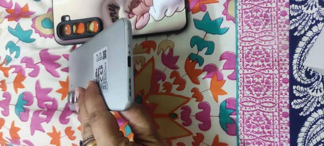 Hot 60 pro plus with four back covers, 8+256