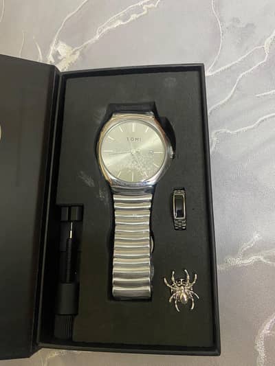 TOMl watch