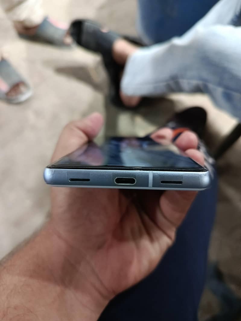 Google Pixel 7a 4