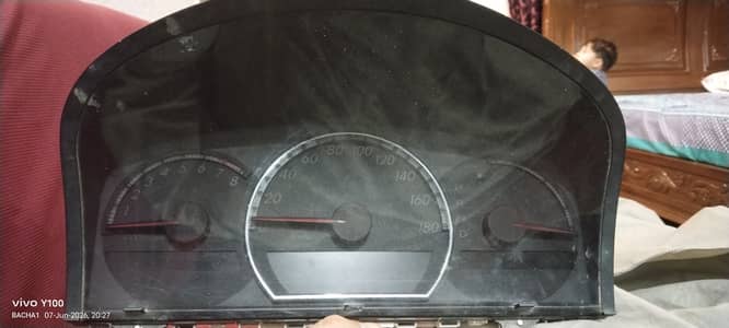 Crown 2007 speed meter