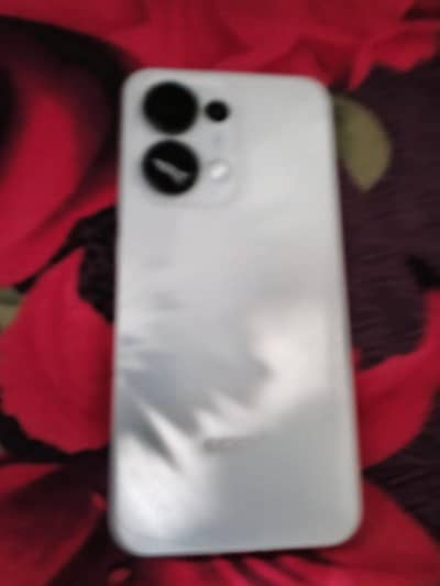 OPPO Reno 13 5g