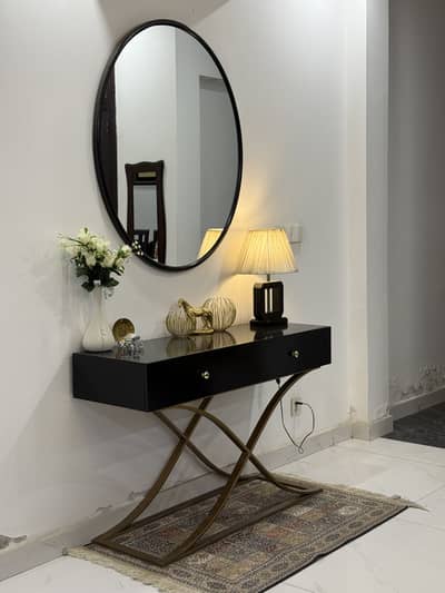 black console with mirror