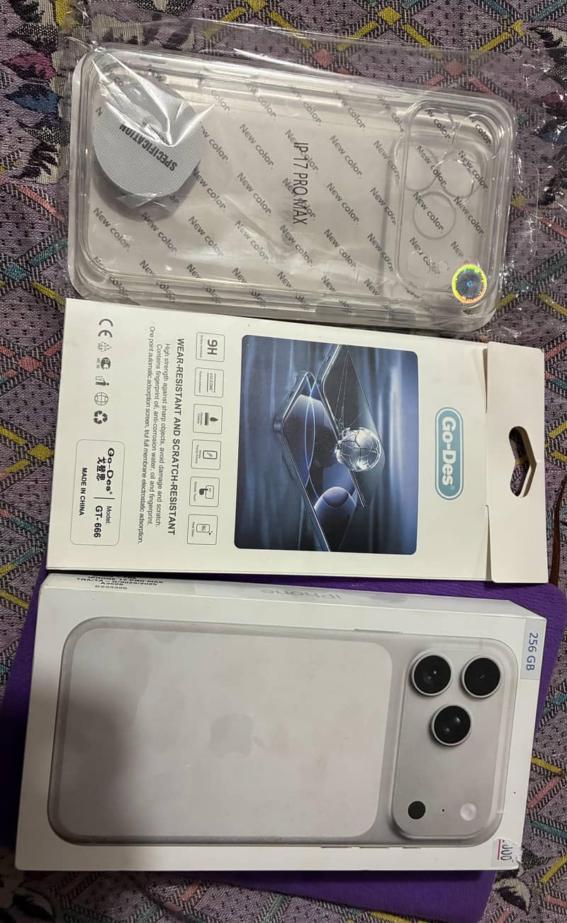 Apple iPhone 17 Pro Max 1