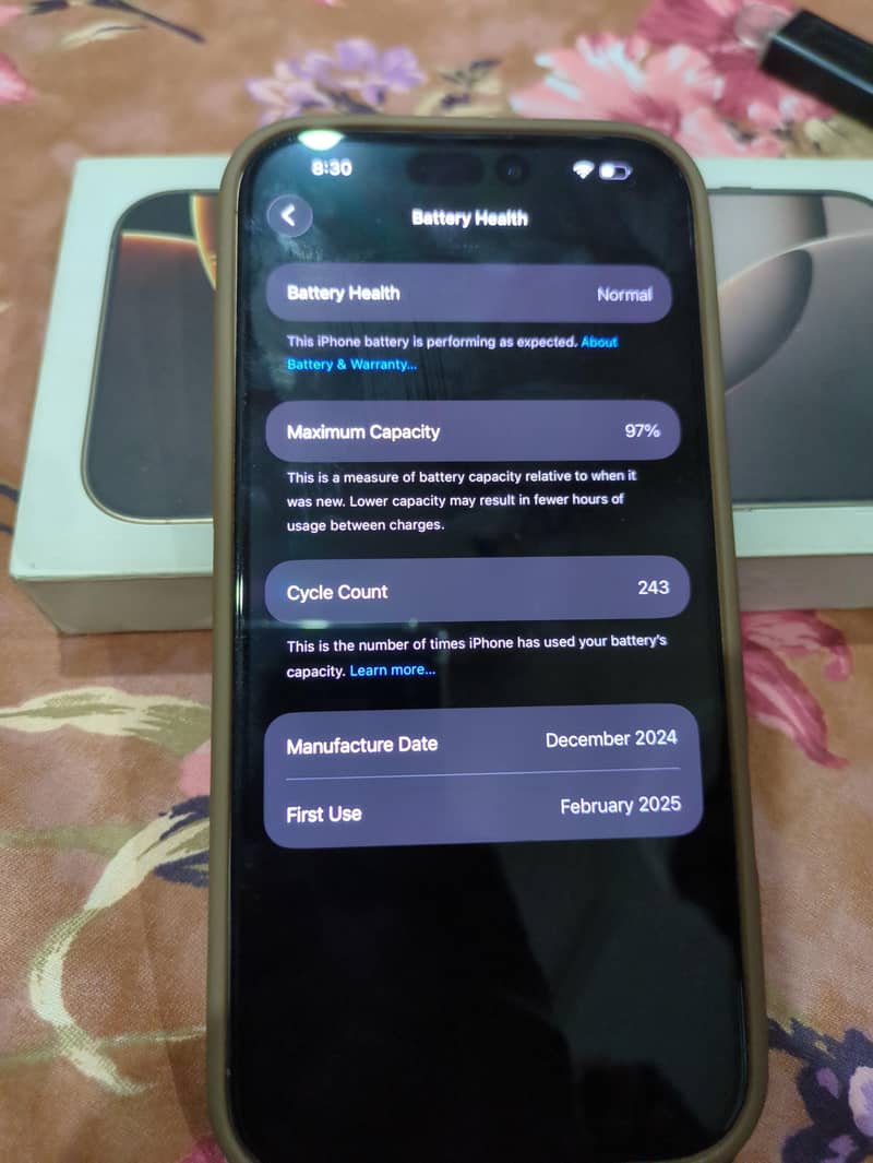 Apple iPhone 16 Pro Max 0