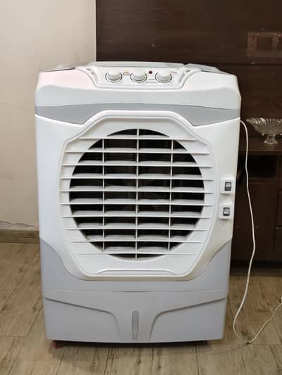 Alkaram air cooler almost new 1 month use Only