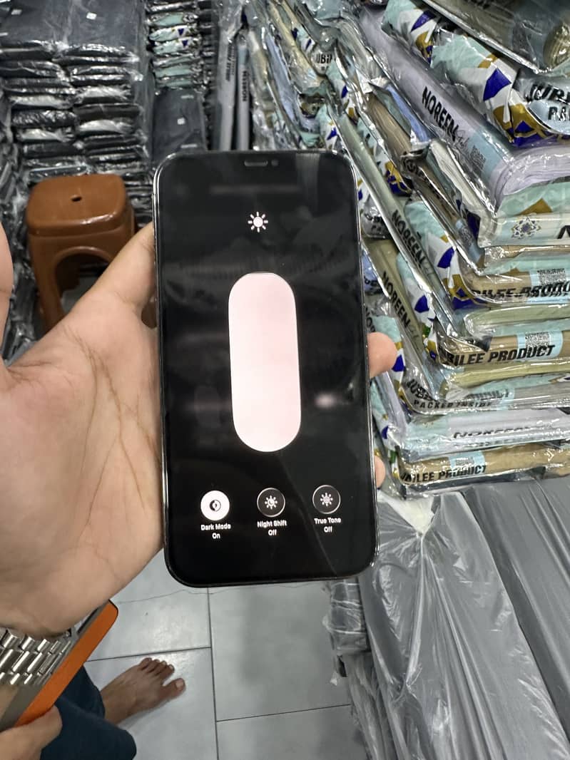 Apple iPhone 12 Pro Max 1