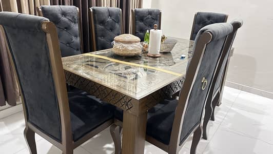 Dinning table set with 8 chairs